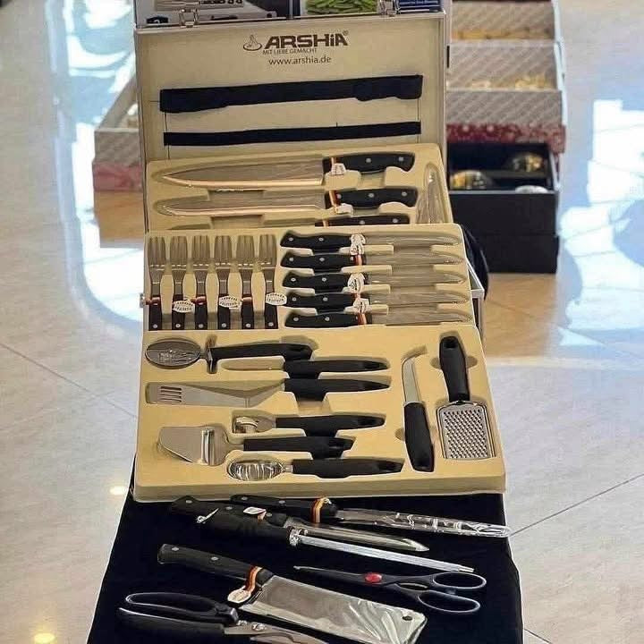 شنطه سكاكين ارشيا الاصليه ٣٢ قطعه الماني 🇩🇪 سلاح قوي مصنوع من الفولاذ